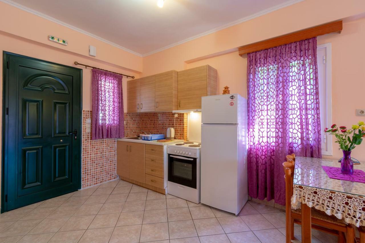 Evaggelia Studios Frinion Luaran gambar
